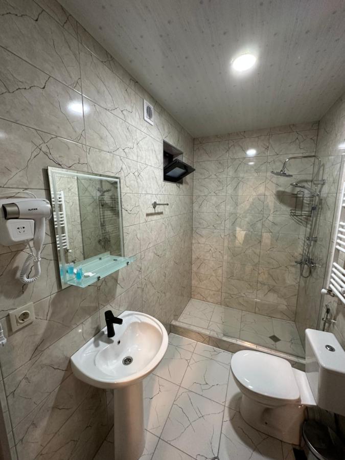 Old District Hotel Kazbegi Bagian luar foto