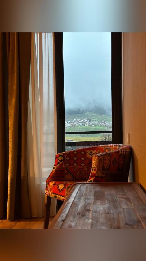 Old District Hotel Kazbegi Bagian luar foto